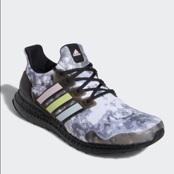 adidas gazelle silver green womens Ultra Boost “Green Camo” main image 0